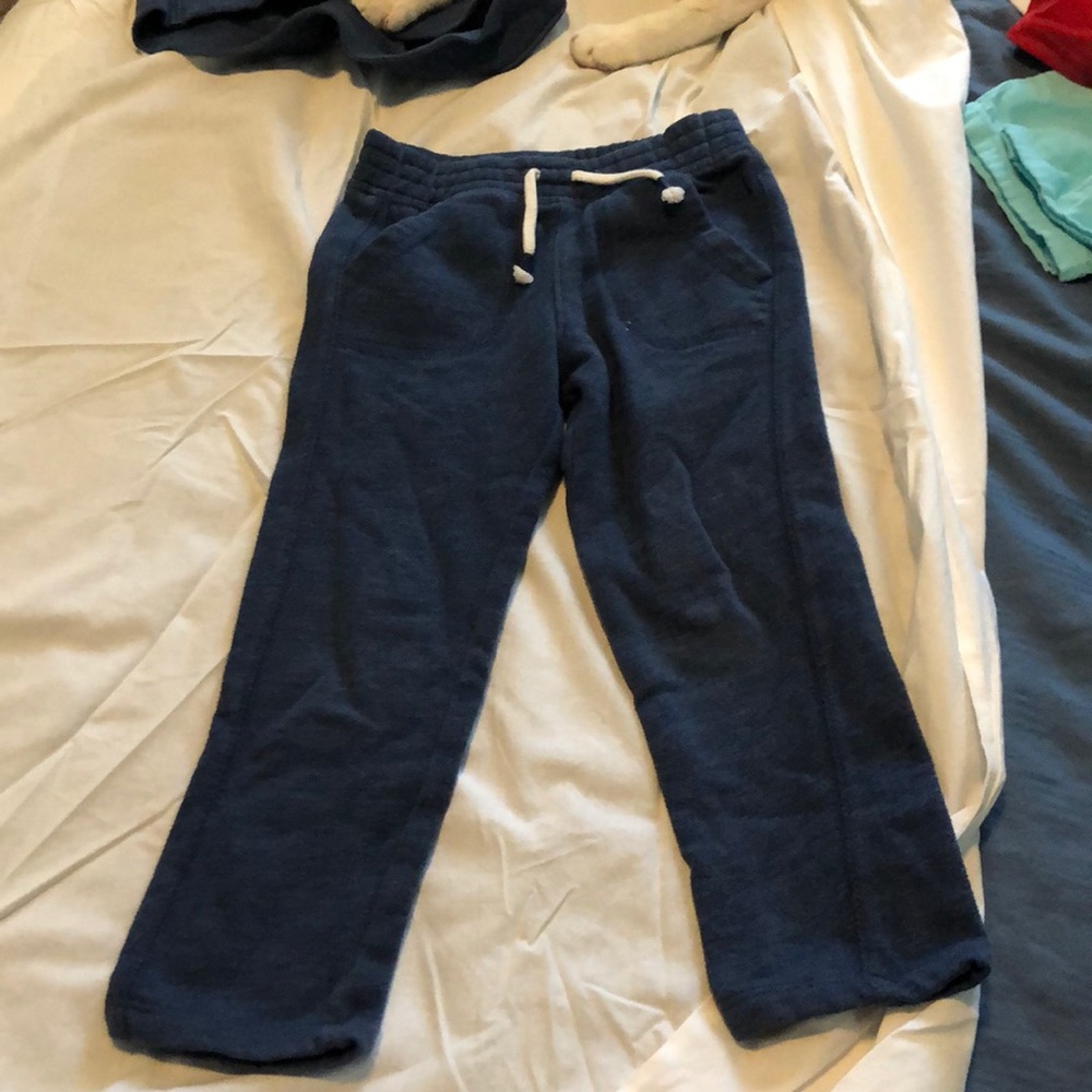 Outfit - Picture 2 of 2